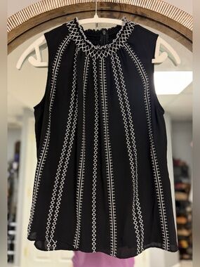 White House Black Market Black Sleeveless Embroidered Neck Top WHBM 2